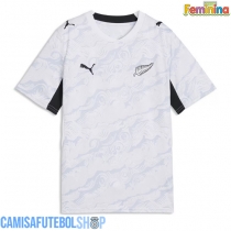 Camisa de time de futebol Nova Zelândia Replicas 2º Equipamento Feminina Mundo 2026 Manga Curta